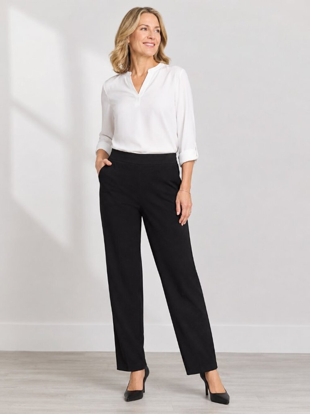 *Chico's Women's Casual Pants Flat Front Pull On Black Size XL size 16/18 Strec
